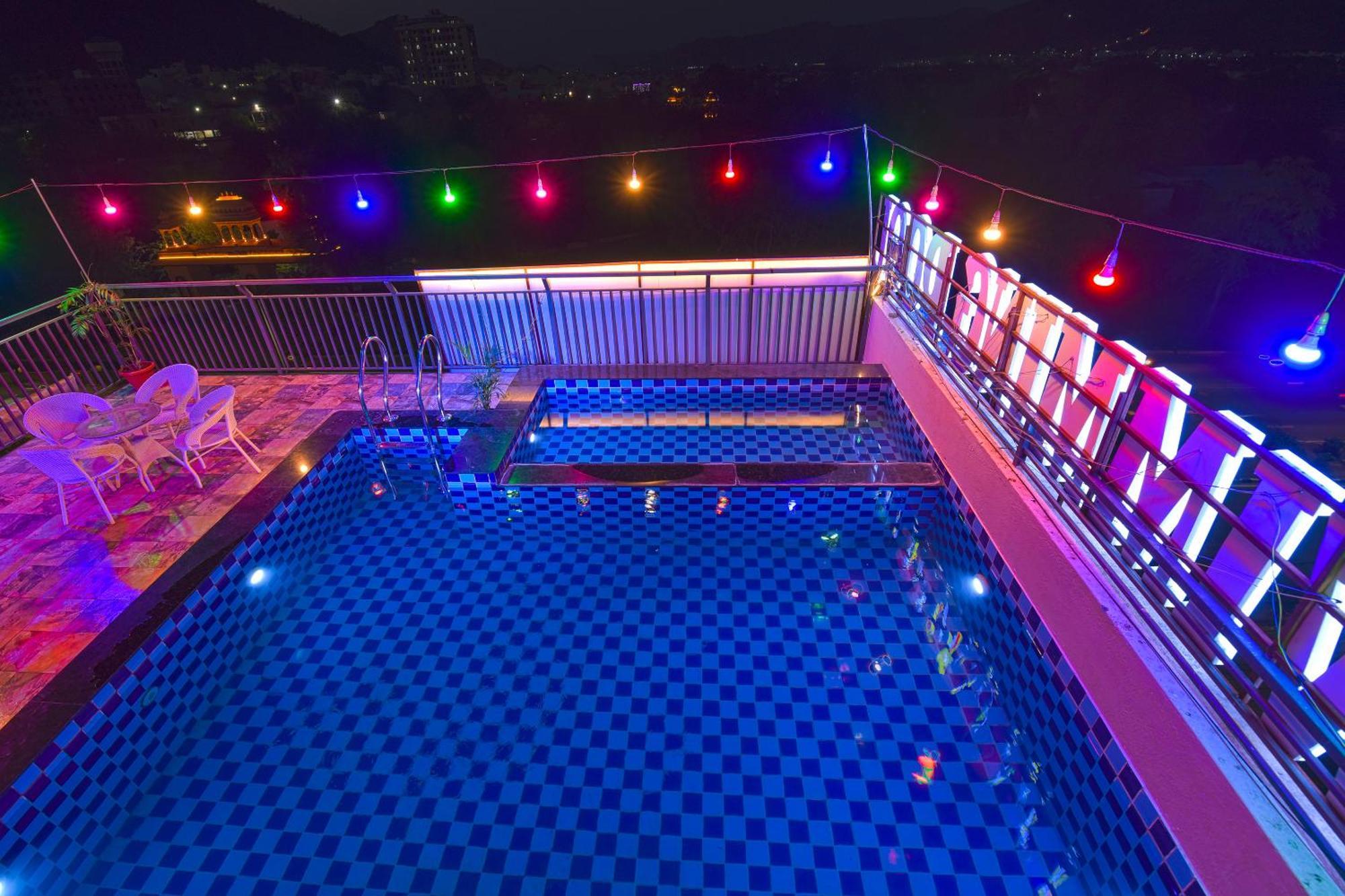 Hotel Remark 우다이푸르 외부 사진
